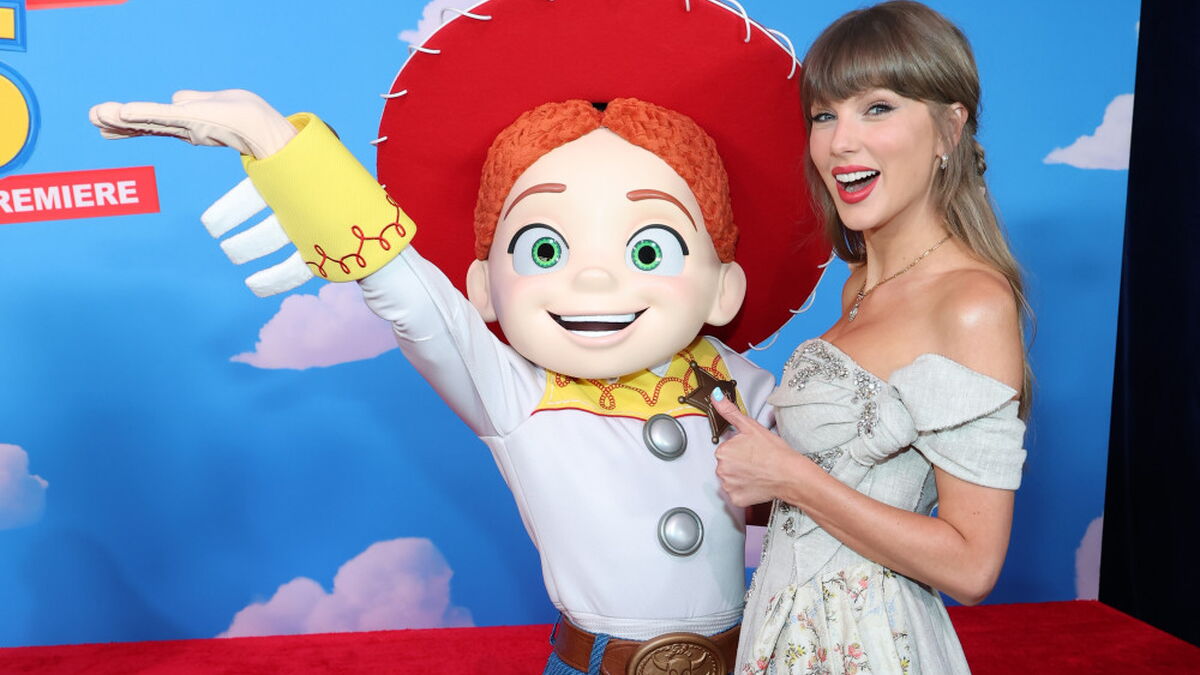Taylor Swift erklärt doppelte Bedeutungen in 'I Knew It, I Knew You'