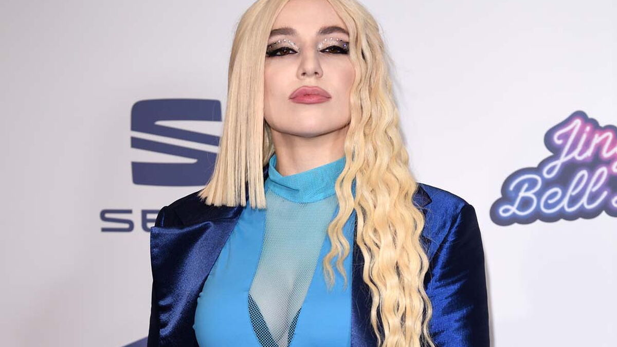 Ava Max sagt 'Don't Click Play Tour' wenige Wochen nach Ankündigung wieder ab