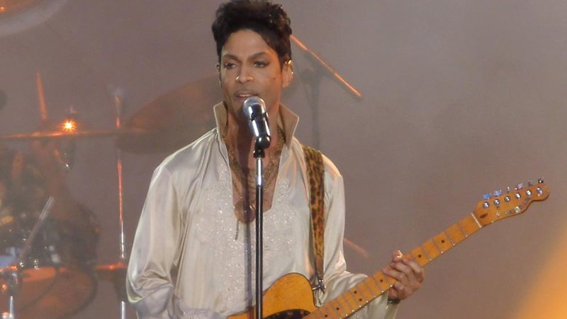 Prince\'s Benefizkonzert von Silvester 1987 feiert YouTube-Premiere